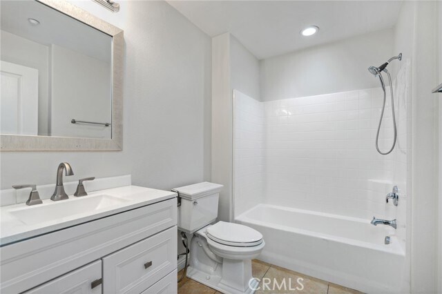 Building Photo - 12444 Benton Dr