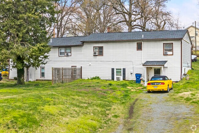 Building Photo - 18629 Amidon Ave