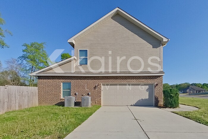 Building Photo - 130 Ivy Meadow Cir