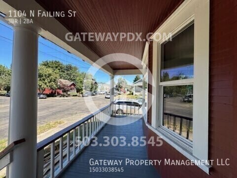 Building Photo - 1104 N Failing St