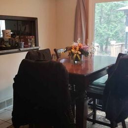 Building Photo - 3292 Davies Ave