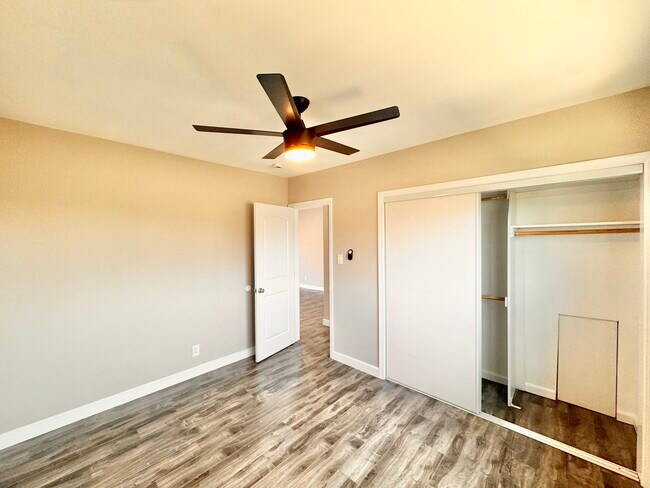 Building Photo - 1508 S Orange Dr