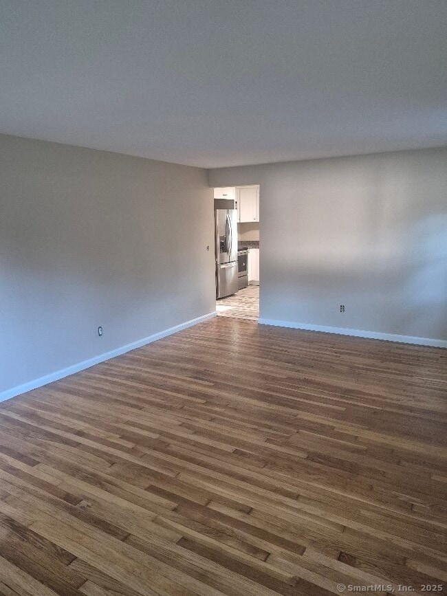 Building Photo - 404 Denslow St