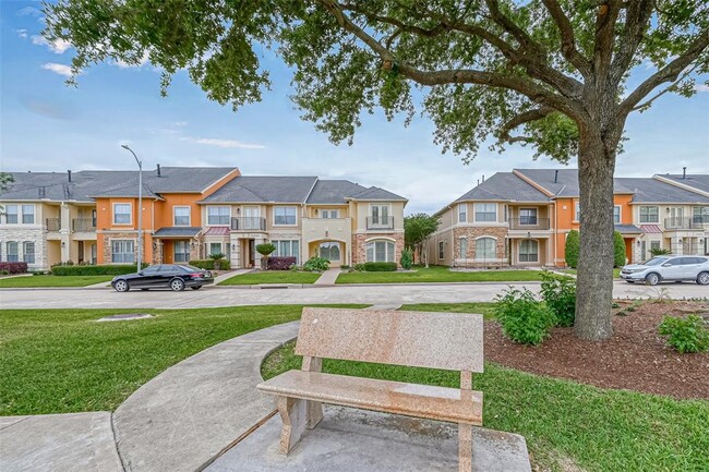 Building Photo - 14426 Summerleaf Ln