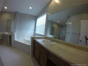 Building Photo - 5442 NW 54th Dr