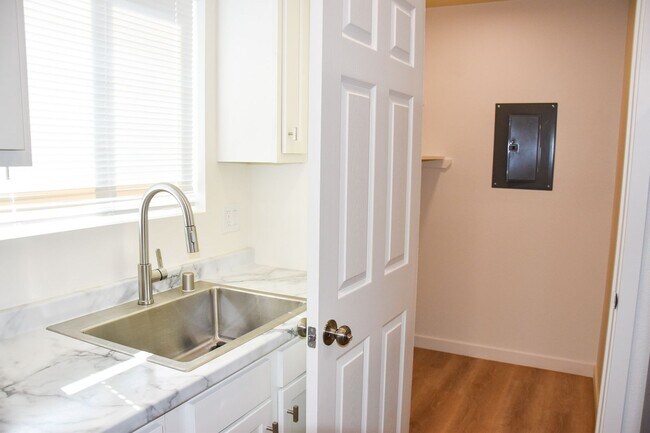 Building Photo - Newly Built Home