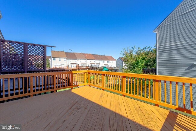 Building Photo - 6155 Early Autumn Dr