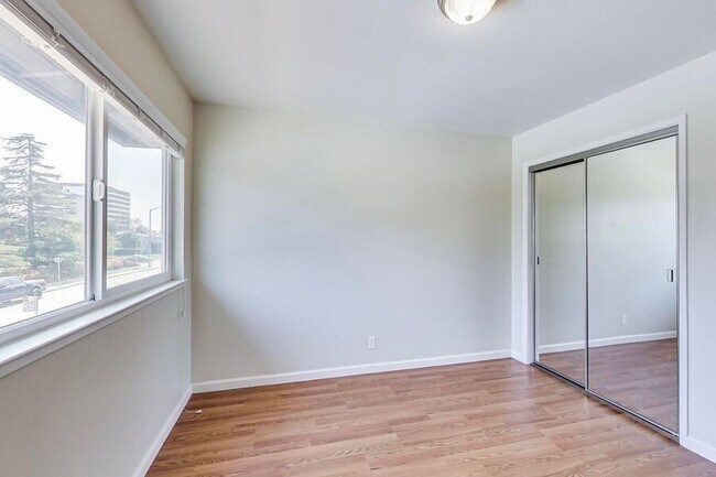 Building Photo - 1758 S Grant St