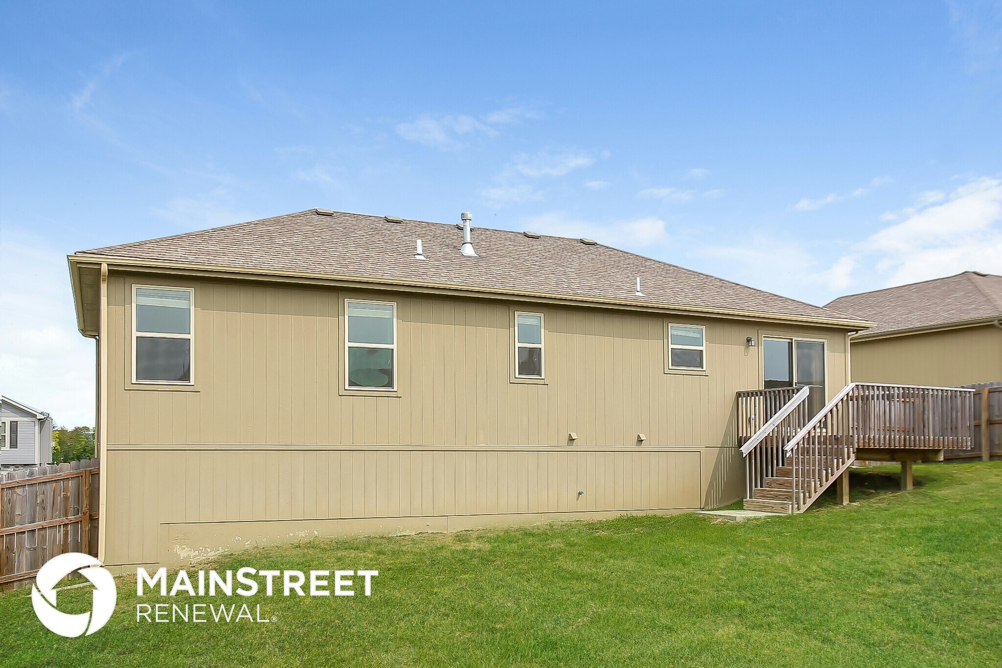 Building Photo - 1401 NW High View Dr