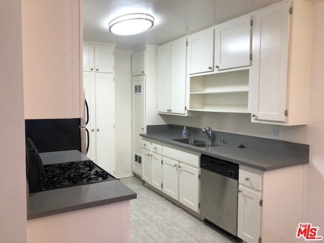 Building Photo - 617 Ocean Ave