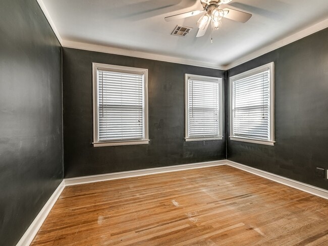 Building Photo - 458 S Indianapolis Ave