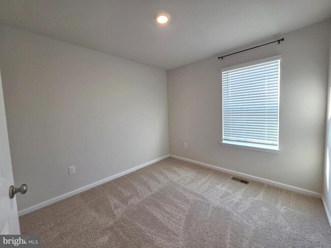 Building Photo - 424 Ridgely Blvd