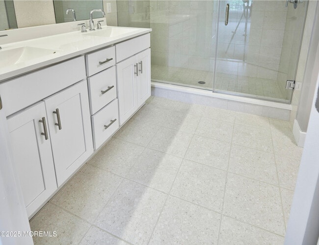 Building Photo - 52 Colfax St