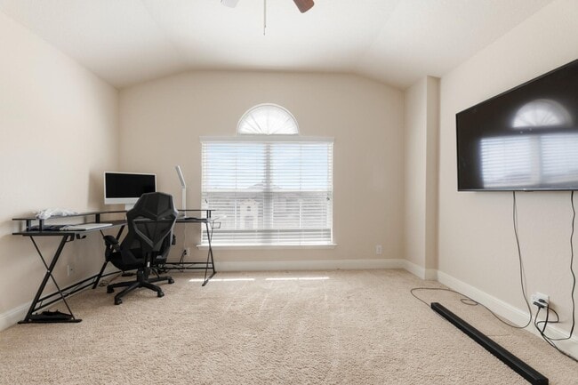 Building Photo - 15103 Pintail