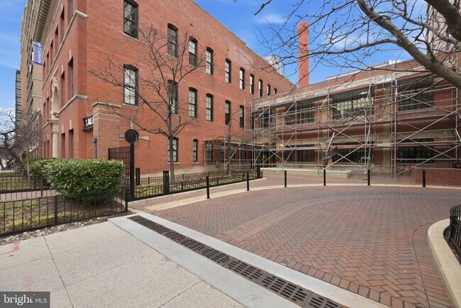Building Photo - 437 New York Ave NW