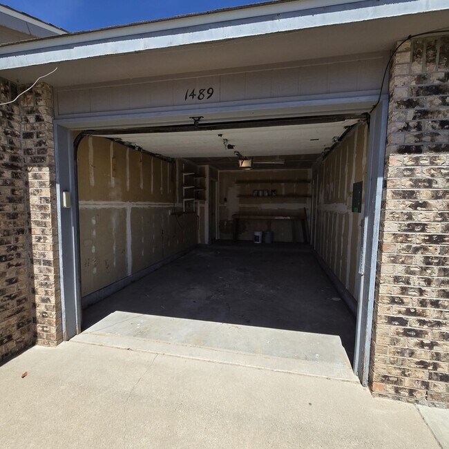 Building Photo - 1489 Gadwall Rd NE