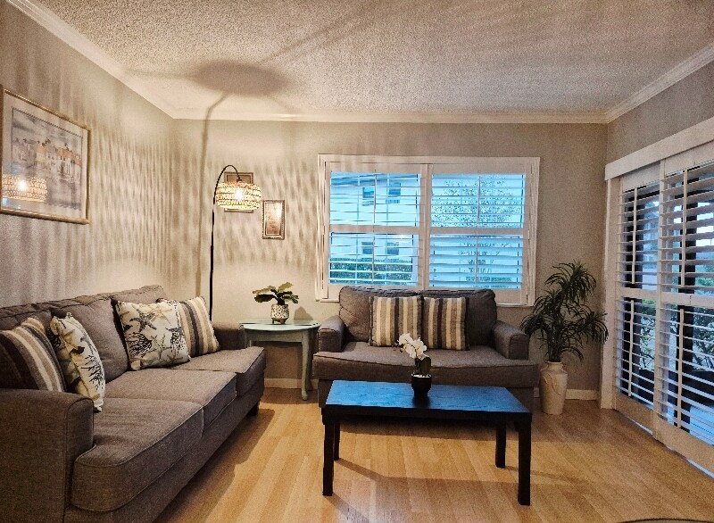 Building Photo - 19505 Quesada Ave