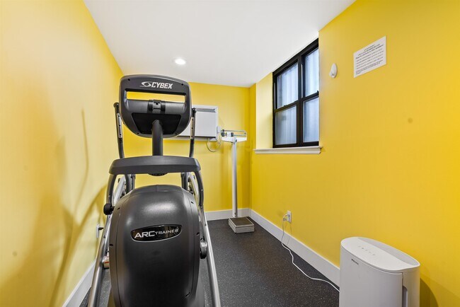 Building Photo - 43-49-49 Van Wagenen Ave