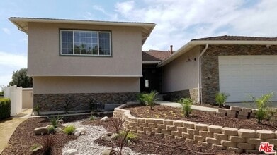 Building Photo - 5559 Modena Pl
