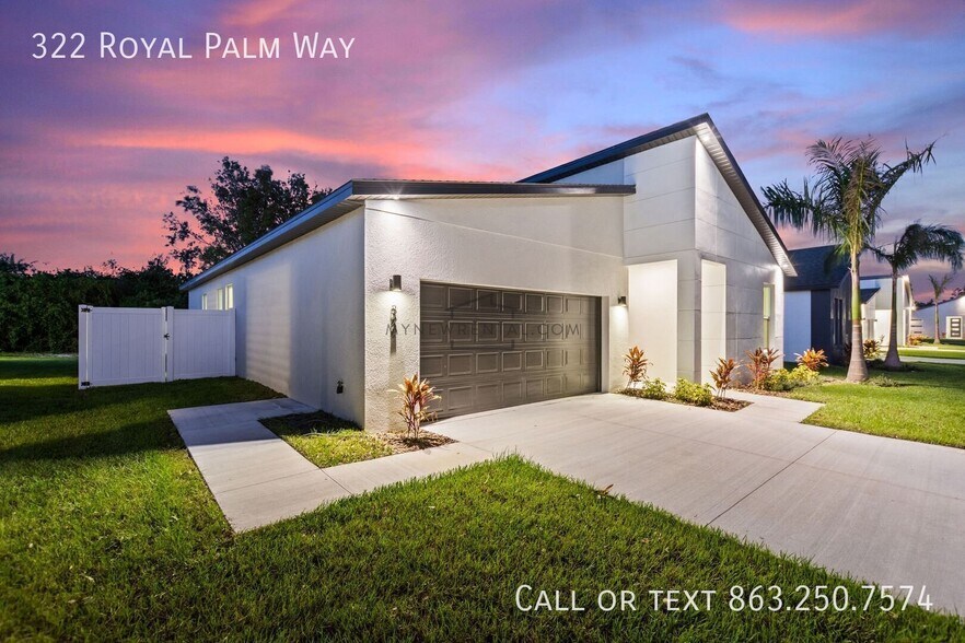Building Photo - 322 Royal Palm Wy