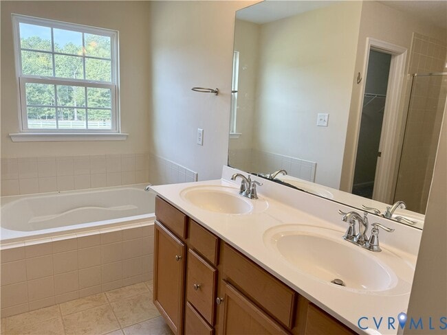 Building Photo - 12106 Rotunda Ln