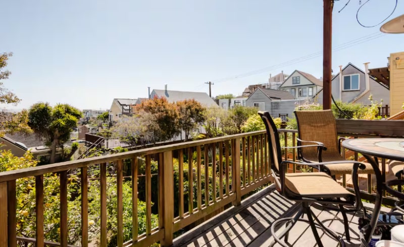 Building Photo - 675 Kansas St