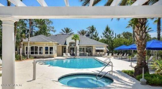 Building Photo - 1655 The Greens Way