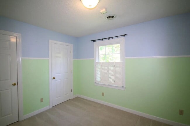 Building Photo - - WONDERFUL 2-STORY HOME IN WALNUT CREEK *SPRING CREEK SCHOOL DISTRICT* -