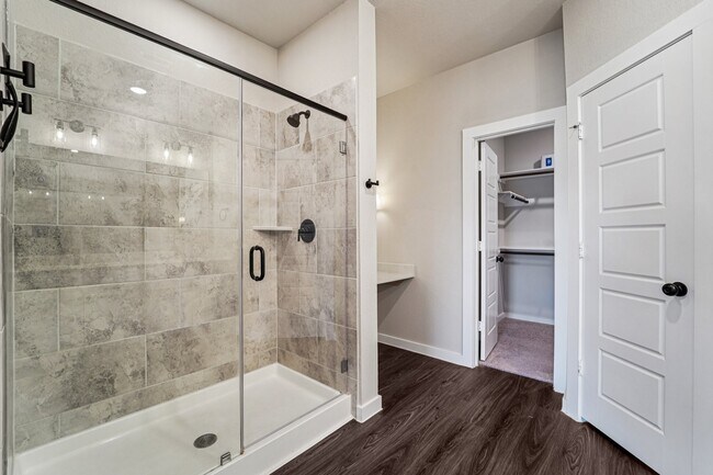 Building Photo - 15011 Red Buckeye Dr
