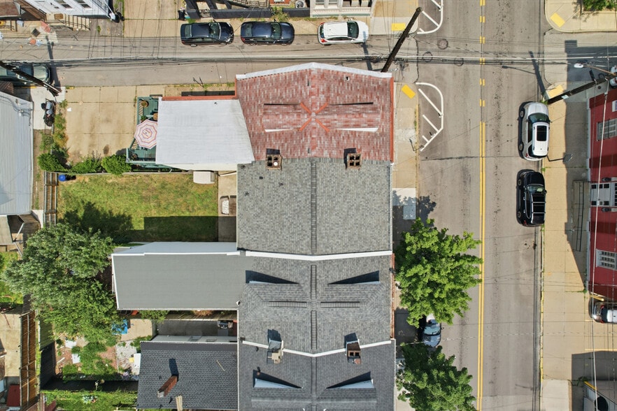 Building Photo - 98 S 18th St