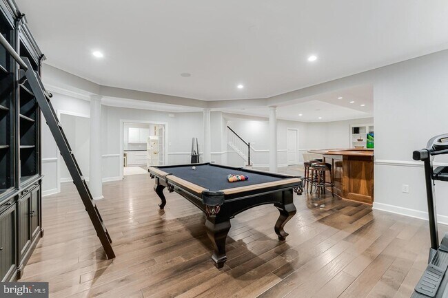 Building Photo - 7814 Crownhurst Ct