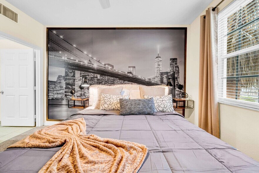 Building Photo - 9763 Magnolia Blossom Dr