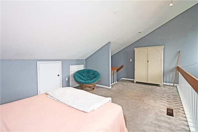 Building Photo - 303 Swans Wharf Row