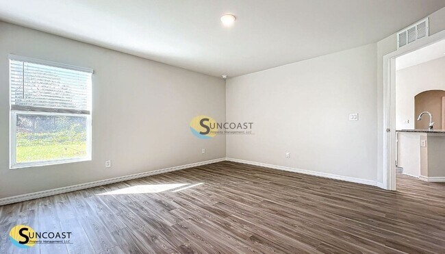 Building Photo - 27170 Jordan Ave