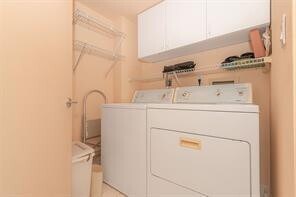 Building Photo - 3598 Yacht Club Dr