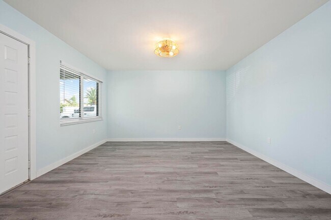 Building Photo - 1258 Barbara Dr