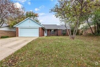 Building Photo - Remodeled 3 bedroom 2 bath in Fayetteville...