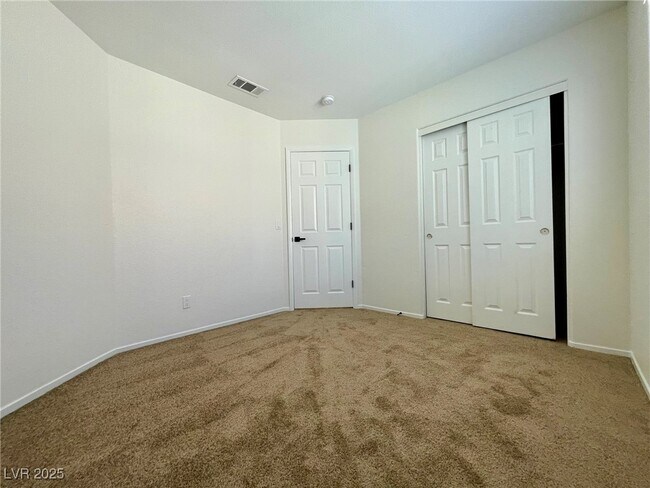 Building Photo - 1326 Pine Terrace Ct