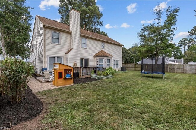 Building Photo - 181 Golden Maple Dr