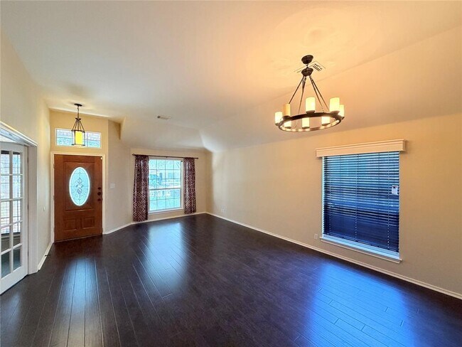 Building Photo - 4415 Hunters Lodge Dr