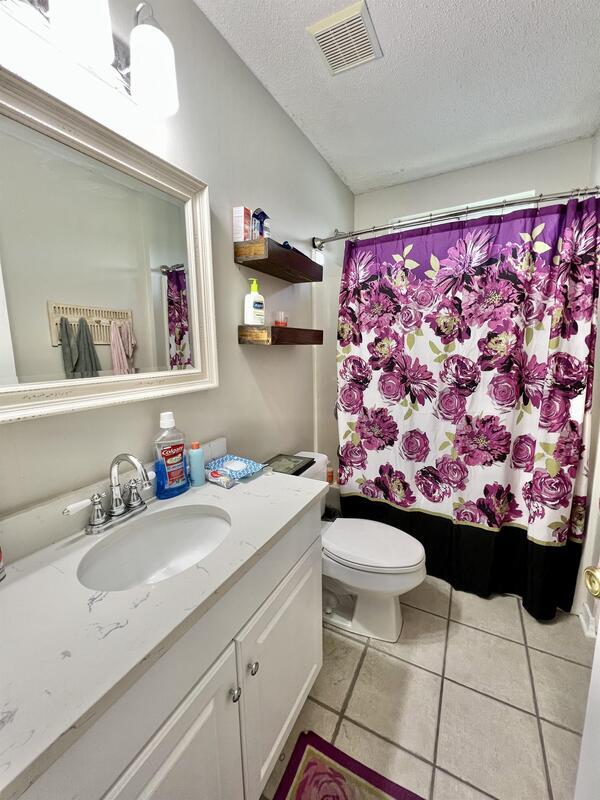 Building Photo - 1838 Brick Cir