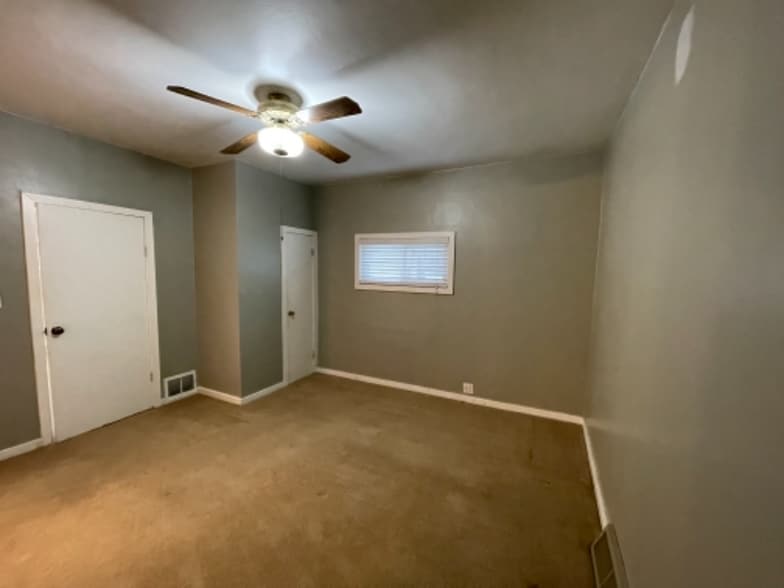 Building Photo - 66 Birch Rd