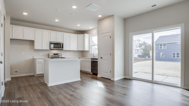 Building Photo - 1850 Washington Blvd