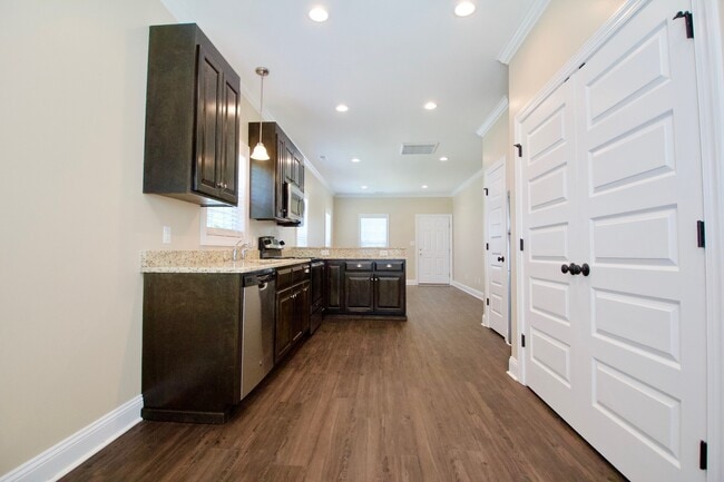 Building Photo - "Brand New Construction". Quiet Location, ...