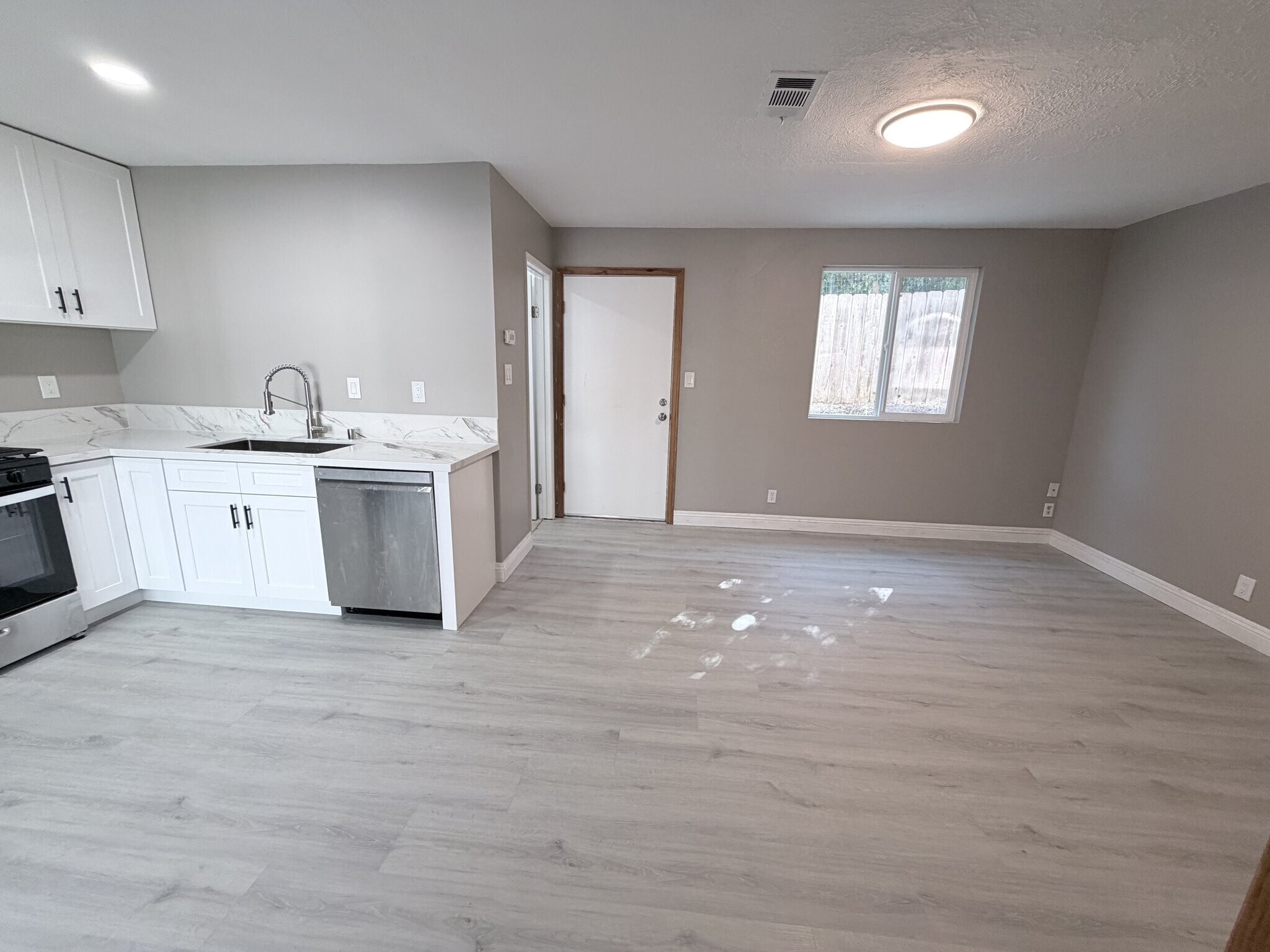 Building Photo - 11413 Meknes Way