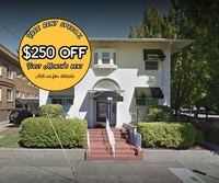 Building Photo - RENT SPECIAL! Gorgeous 2-Bedroom Corner Fl...