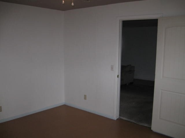 Building Photo - 155 S Hawkes Ct