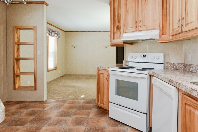 Building Photo - 900 Boothby Rd