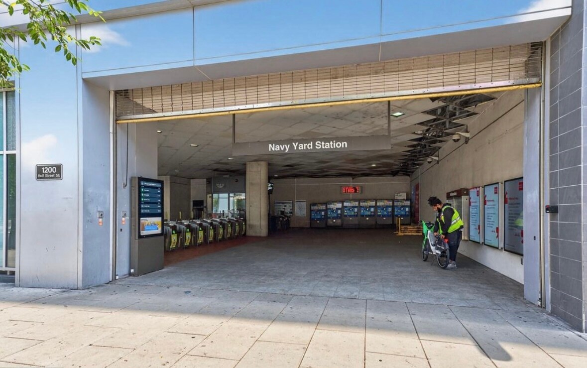 Building Photo - 37 L St SE