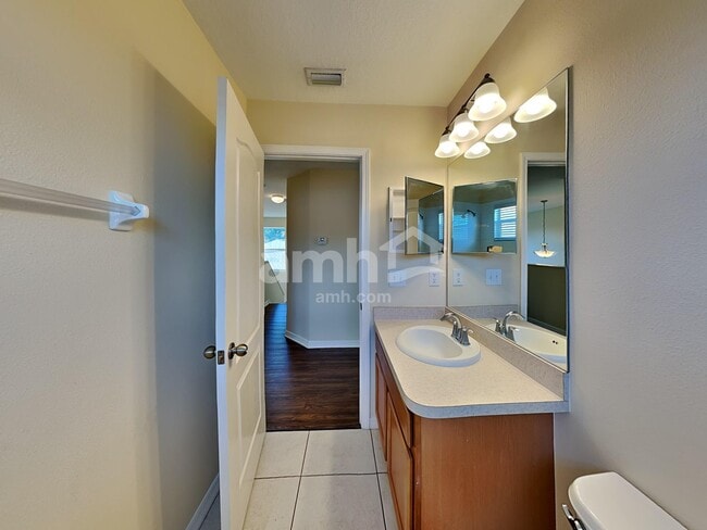 Building Photo - 15419 Shoal Haven Pl